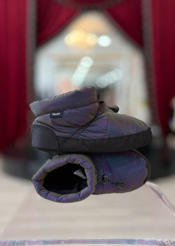 Split sole low cut warm up booties